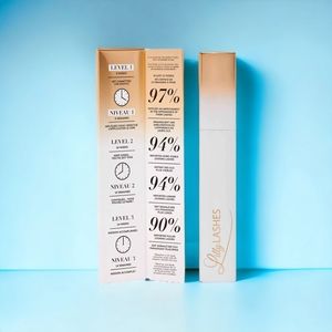 LILLY LASHES Level Up Lash Enhancing Serum Grows Longer Lashes